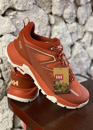 Женские трекинговые ботинки helly hansen cascade low ht