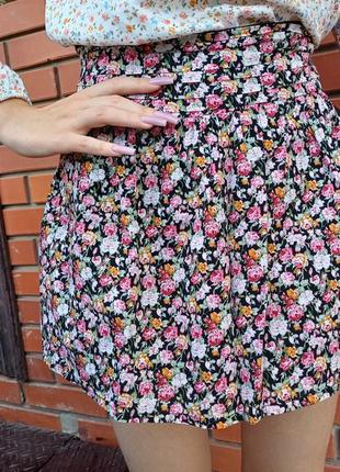 Юбка и цветочек