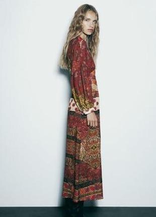 Платье миди с принтом печворк от zara, размер xs5 фото