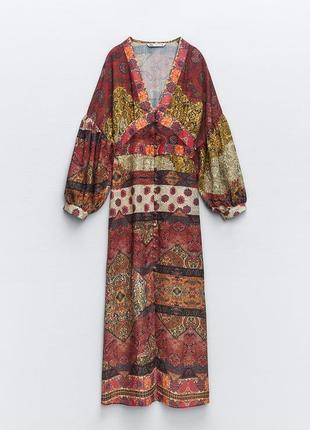 Платье миди с принтом печворк от zara, размер xs8 фото