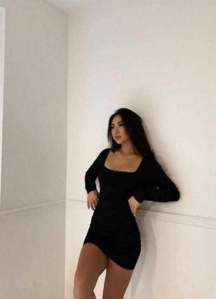 Сукня міні з довгими рукавами облягаюча коротка плаття стильна базова чорна