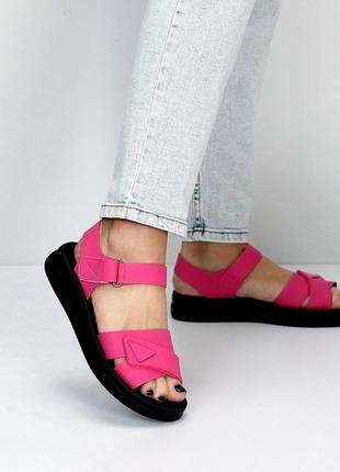 Женские розовые босоножки сандалии на липучке4 фото