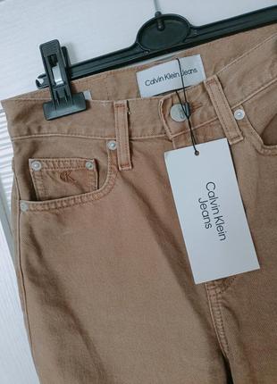 Новые оригинал хs calvin klein джинсы бежевые коричневые прямые мом кемэл