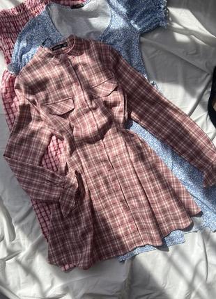 Розкішна сукня в клітинку boohoo