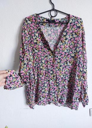 Натуральна віскозна блуза у квітковий принт