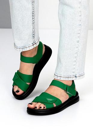 Женские зеленые босоножки сандалии на липучке3 фото