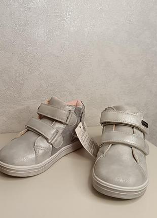 Нові дитячі кеди кросівки черевики на дівчинку недорого розміри 22 23 24