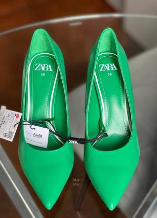 Лодочки від zara