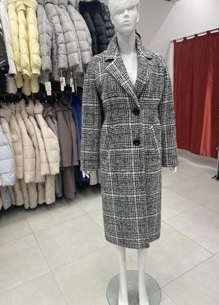 Пальто сезон поздняя осень-зима