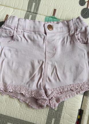 Шорти дівчинка