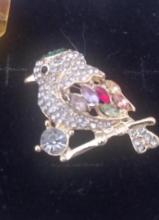 Брошь классная птичка