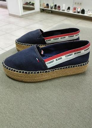 Эскадрильи Tommy hilfiger1 фото