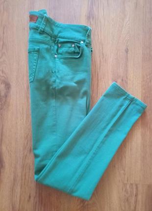 Джинсы, зеленые