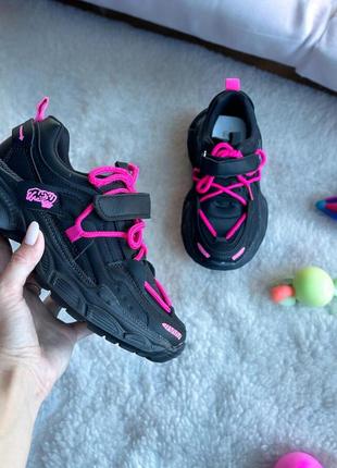 Дитячі кросівки