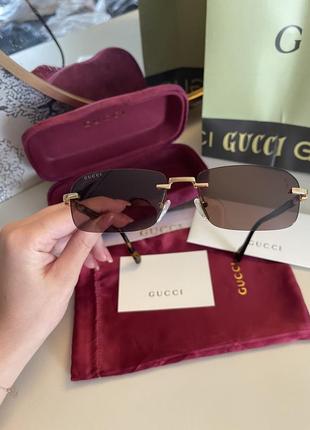 Сонцезахисні окуляри gucci