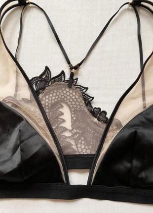 Невероятный бюстгальтер victoria’s secret unlined dragon lace plunge bra с вышивкой дракона на спине, размер м4 фото