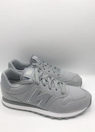 Оригінальні кросівки new balance
