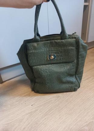 Фирменная стильная кожаная сумка furla!