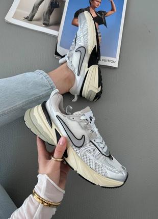 🩶 удобные и легкие женские спортивные кроссовки nike runtekk summit white metalic silver / ранте серые демисезонные / женккие кроссовки спортивные
