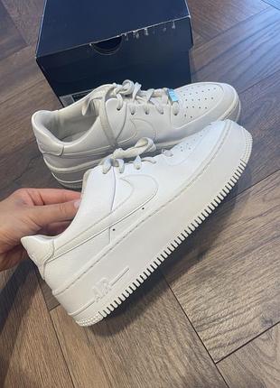 Кроссовки nike