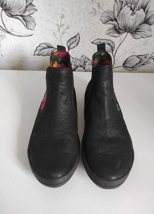 Черевики челсі think 2