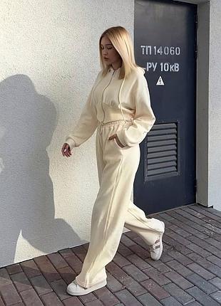 Костюм спортивный женский в разных цветах