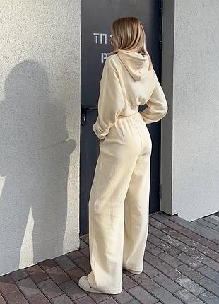 Костюм спортивный женский в разных цветах