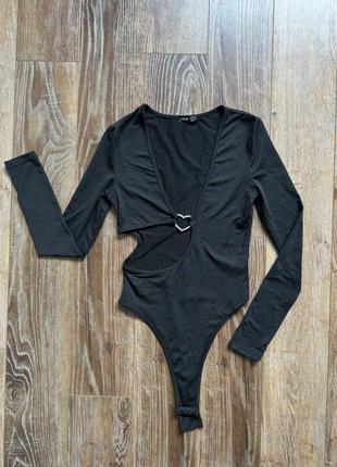 Боди женский с эффектным декольте