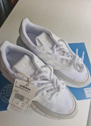 Кросівки adidas