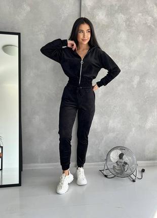 Женский велюровый костюм