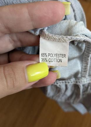 Женское платье с открытой спиной