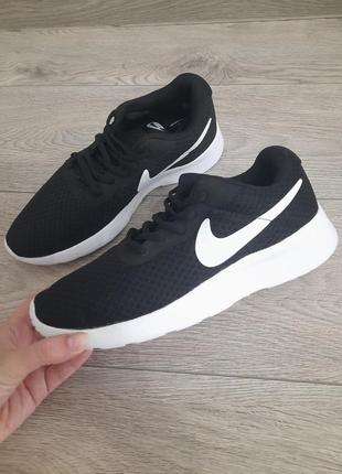 Кросівки жіночі nike ,розмір 40 оригінал