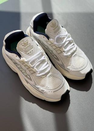 Кроссовки adidas wochenende New white beige4 фото