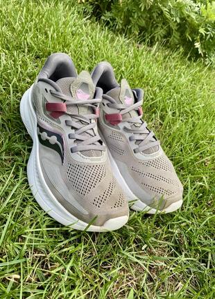 Беговые кроссовки серые Men saucony guide 15 s10684-15 оригинал