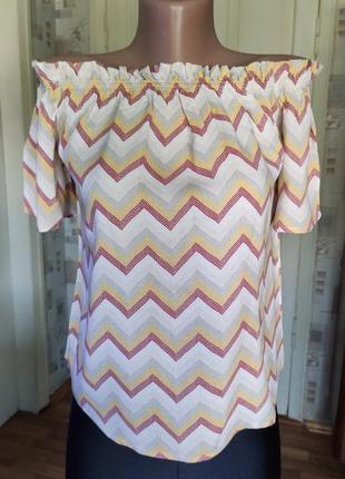 Футболка блузка.