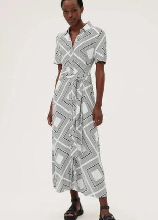 Новое платье-рубашка мidаxi c геометрическим
узором и завязкой спереди