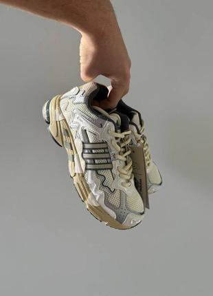Кроссовки Жіночі майки та футболки reebok