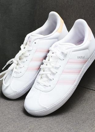 Нові кросівки adidas gazelle