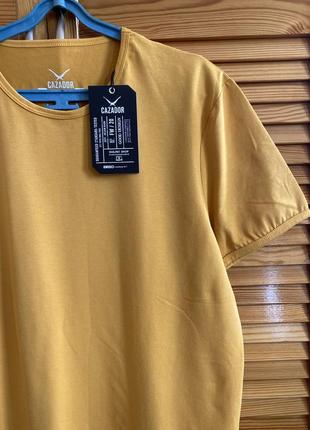 Новая футболка горчичного цвета оранжевого цвета