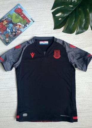 Спортивна футболка