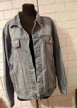 Куртка джинсовая
