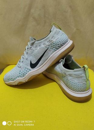 Кроссовки nike zoom в