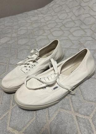 Кеди жіночі vans