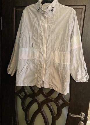 Шикарна, олімпійська, в ніжно блакитному кольорі, на замочку, від дорогого бренду; mary fine