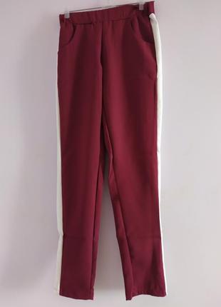 Женские брюки с лампасом