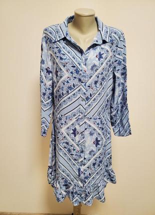 Гарне брендове віскозне плаття на гудзиках