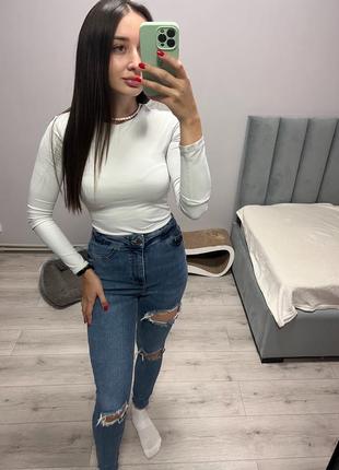 Якісні джинси з поміщеною талією