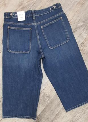 Zara крутые вареные джинсовые шорты-бермуды из новой коллекции. удачная модель.