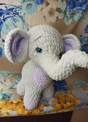Вязаная мягкая игрушка "слоник"