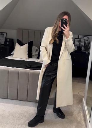 Нове мінімалістичне пальто zara із вовною